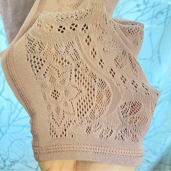 Lululemon mauve pink zen expression reveal crop legging - Picture 4 of 14